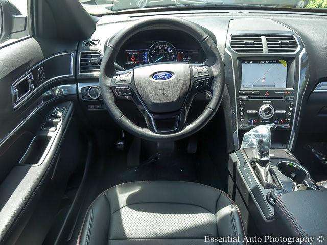 Ford Explorer 2017 photo 12